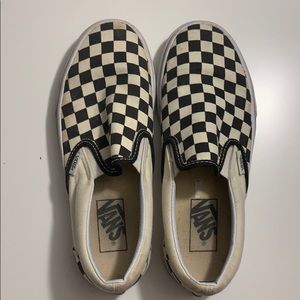 Size 7 Checkered vans